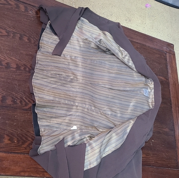 People Like Frank Jacket - Picture 10 of 10